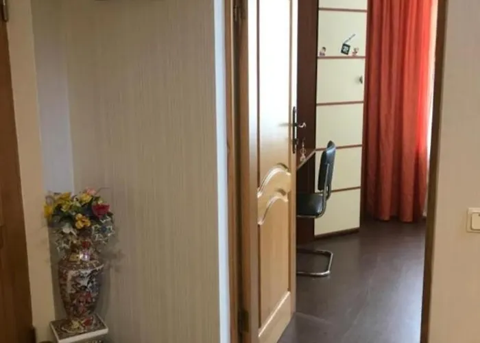 In A Private House 5 Min From Airport ホームステイ